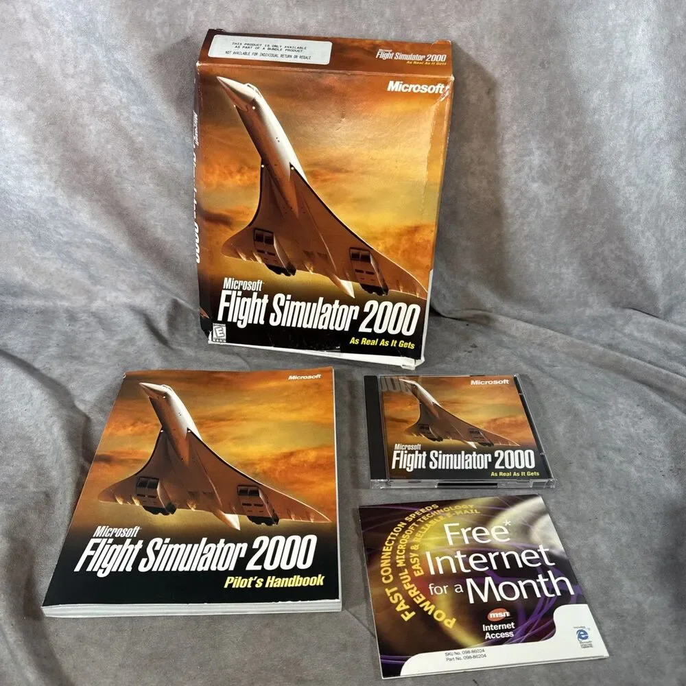 Microsoft Flight Simulator 2000 - Vintage PC Game Complete In Box.